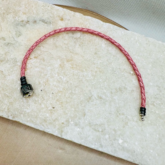 EUC Pandora 590705CMP-S Single Shimmering Pink Woven Leather Clasp Bracelet - Picture 13 of 15